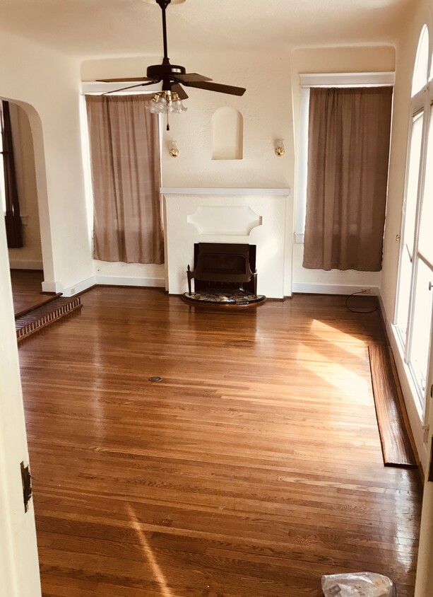 L/R with original fireplace tile, mantle, and lovely hardwood floors - 3808 State St Dr
