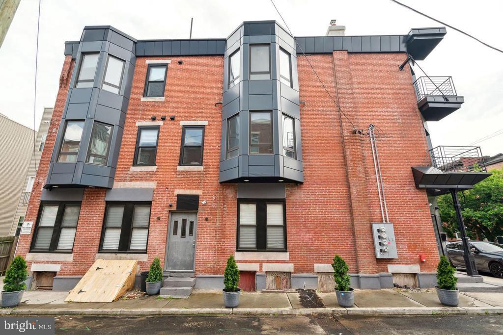 Primary Photo - 855 N 16th St