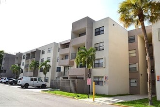 Building Photo - 8004 SW 149th Ave