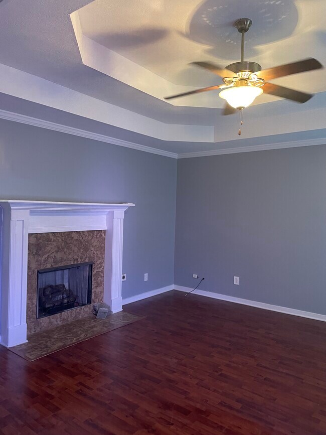 Living Room - 136 Brooklynn St