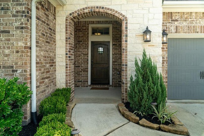Building Photo - 9311 Stablewood Lakes Ln