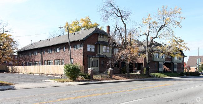 Foto del edificio - Historic Audubon Court