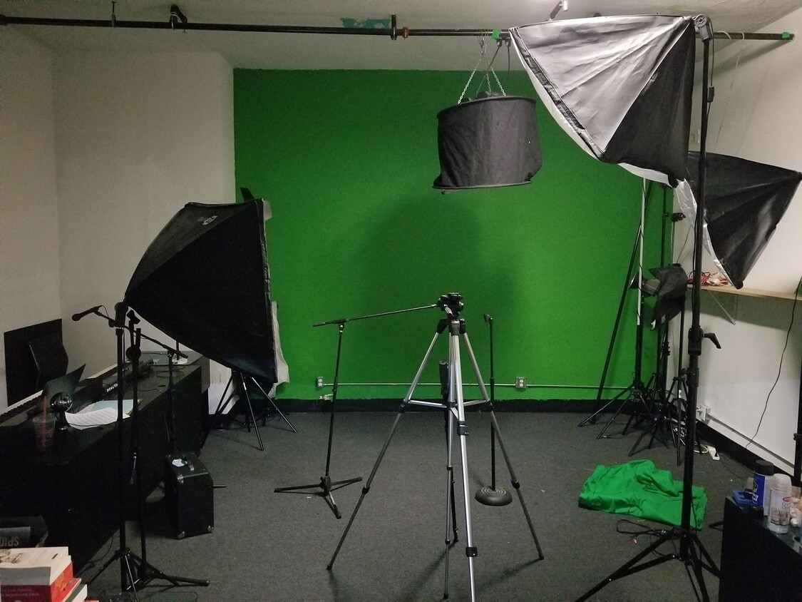 Primary Photo - Room #1