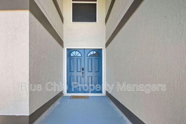 Building Photo - 12543 Waterhaven Cir