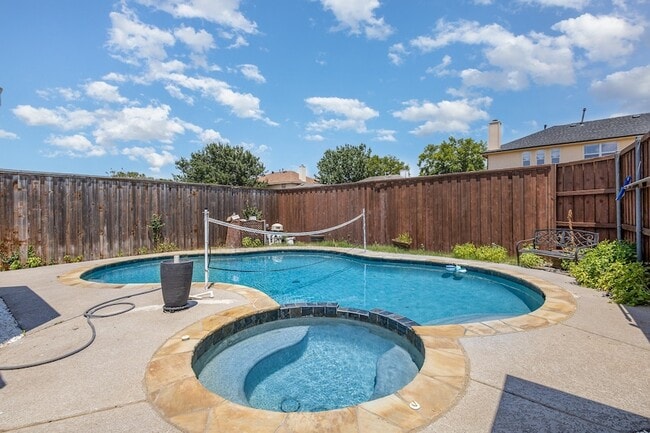 Foto del edificio - 745 Amhurst Ct