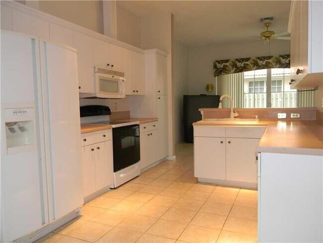 Foto del edificio - 3529 Dunes Vista Dr