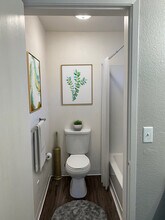 Building Photo - Arbor Ridge 1