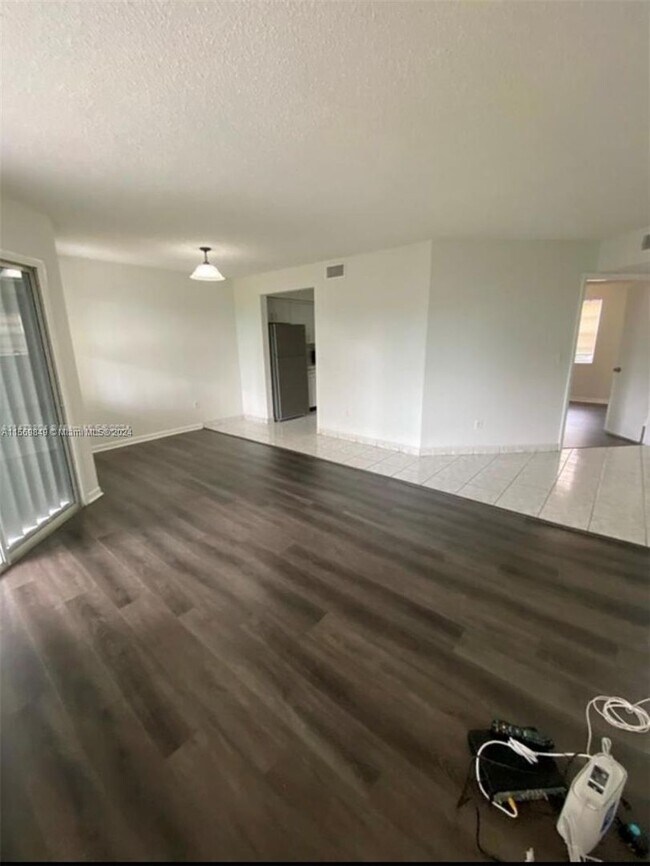 Building Photo - 2019 SE 27th Drive 102- 5C, Homestead, FL ...