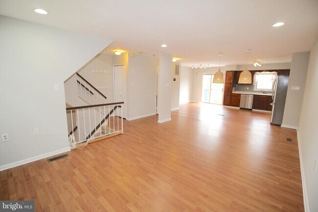 Building Photo - 12074 Stallion Ct