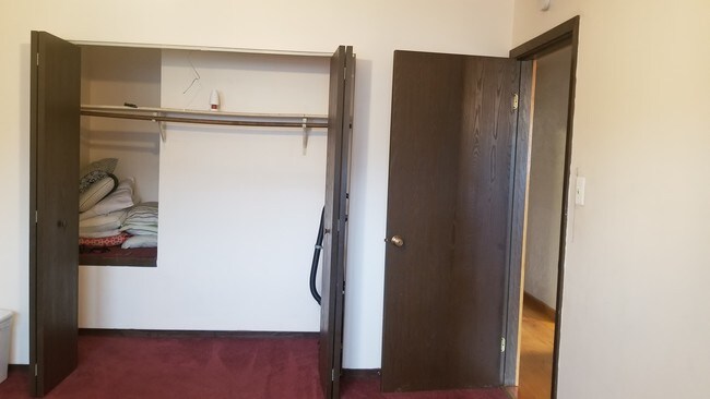 Rooms with Closets - 2341 W 19th St