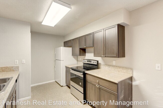 Building Photo - 2 br, 1 bath House - 4231 Terrestrial Ln #B