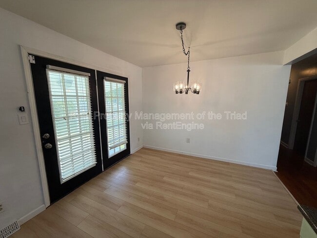 Foto del edificio - 710 Savannah St