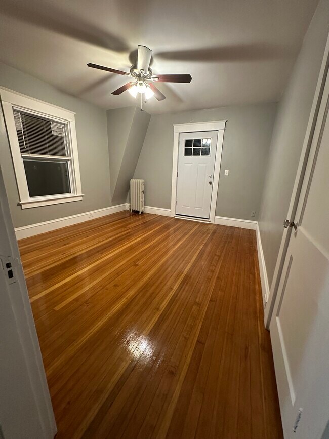 Foto del edificio - 545 Putnam Pike