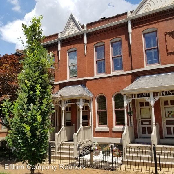 Primary Photo - 2 br, 1 bath House - 2325 1/2 B Hickory St.