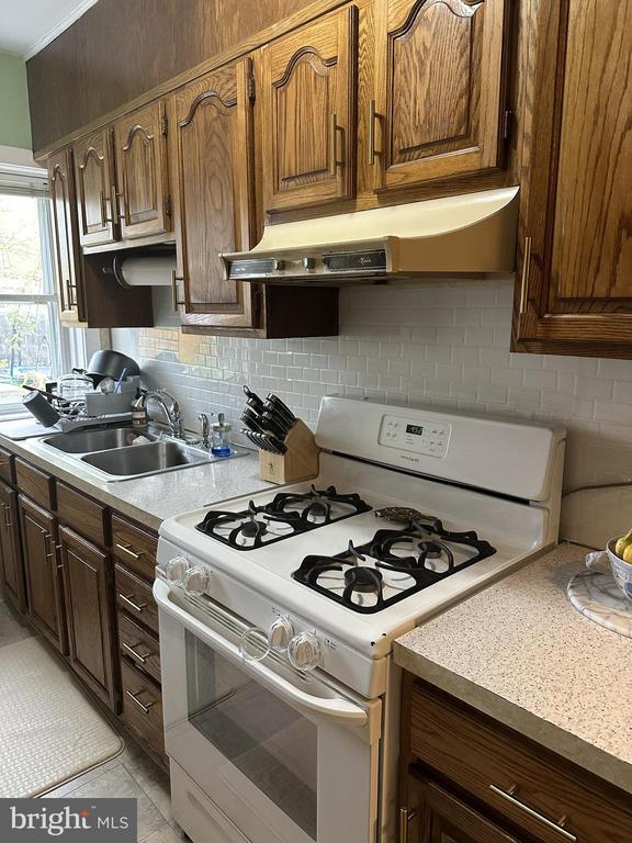 Foto del edificio - 210 S Union St