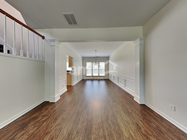 Building Photo - 1440 Cantwell Ct