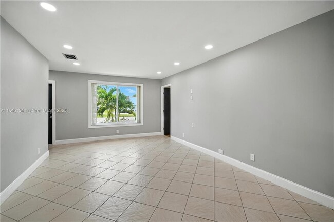Building Photo - 8041 SW 20th Pl