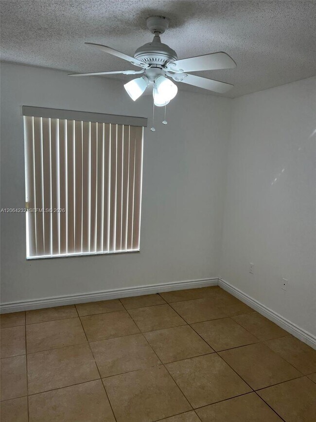 Building Photo - 6740 NW 175th Ln