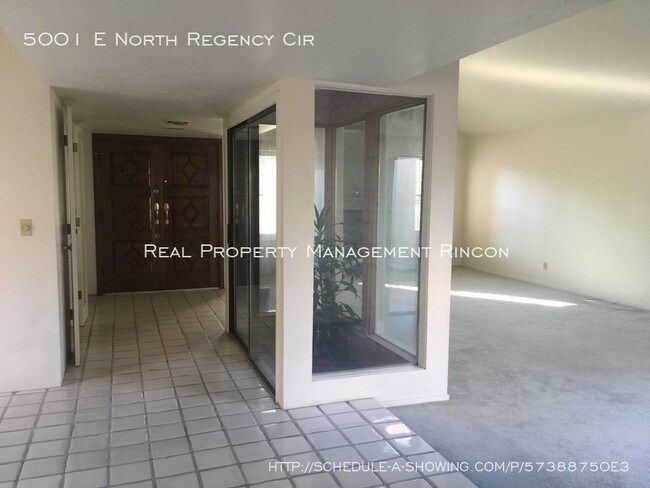 Foto del edificio - 5001 E North Regency Cir