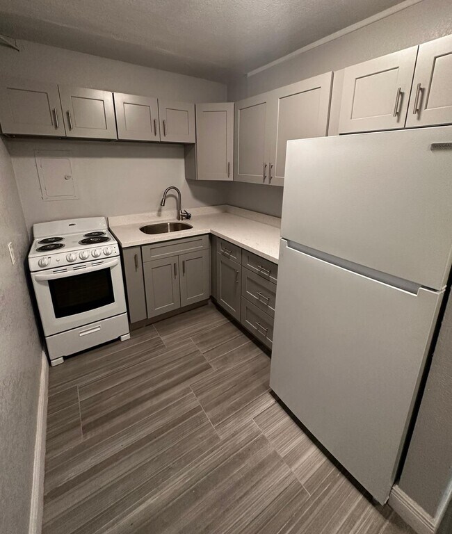 Kitchen - 7991 NW 25th Ave
