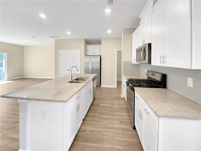 Building Photo - 1465 Villageside Ct