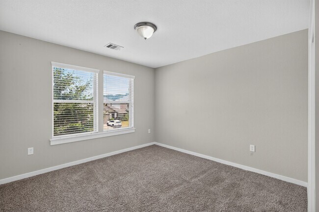 Foto del edificio - 6915 Rosemont Ct
