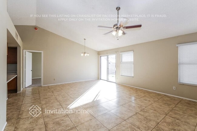 Building Photo - 8833 W Windsor Ave