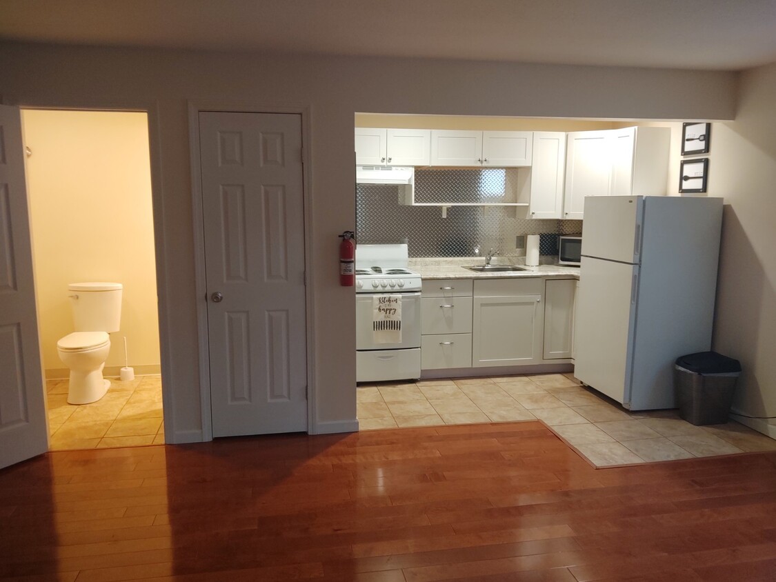 Kitchen / Bath - 69 E Main St