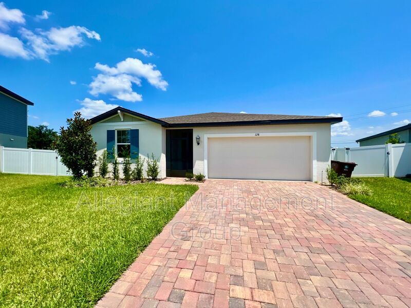 Foto principal - 128 Towns Cir