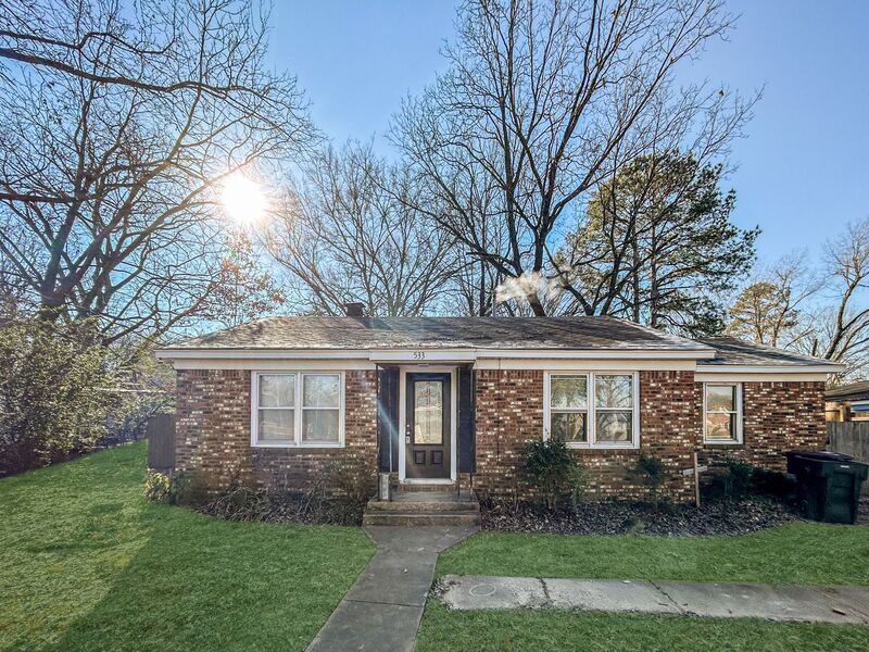 Foto principal - 533 Burkman Dr