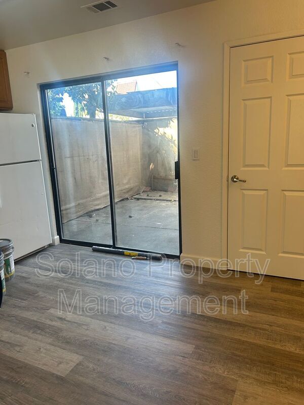 Foto del edificio - 516 Pacific Ave