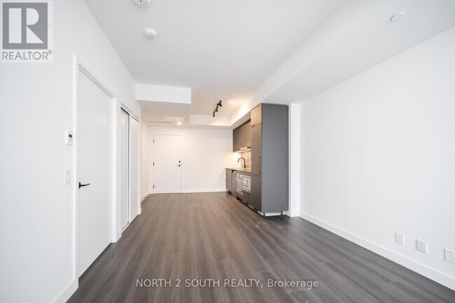 Building Photo - 1050 Eastern Ave