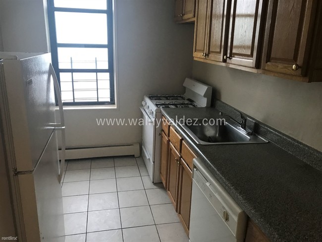 Foto del edificio - 2 br, 1 bath  - 1110 Stadium Ave