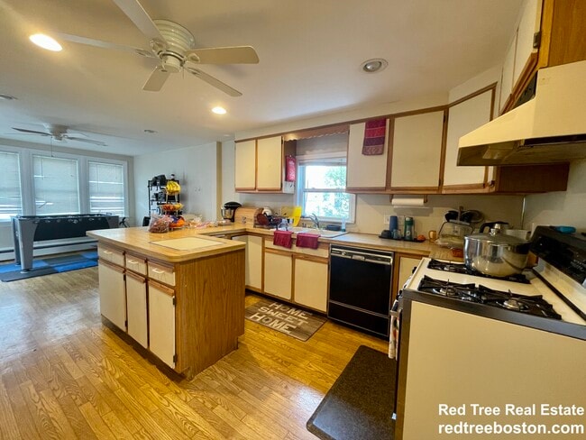 Foto del edificio - 83 Lexington St