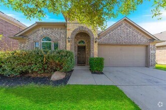 Building Photo - 2945 Mandalay Dr