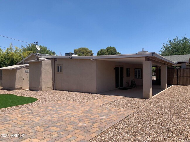 Foto del edificio - 4214 N 19th St