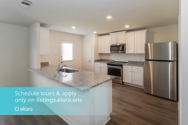 Foto del edificio - 220 CRESCENT PARK DR