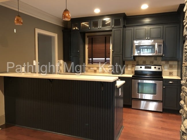 Building Photo - 1774 Ridgeway Ave NW, Atlanta, GA, 30318