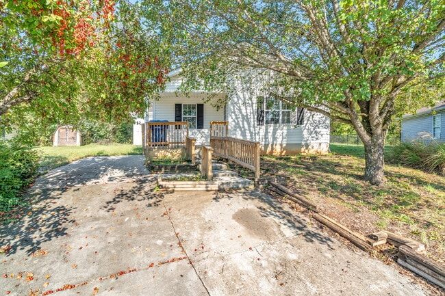 Photo - 6941 Crusero Ln (Knoxville, TN) House