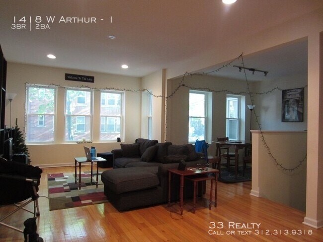 Building Photo - 1418 W Arthur Ave