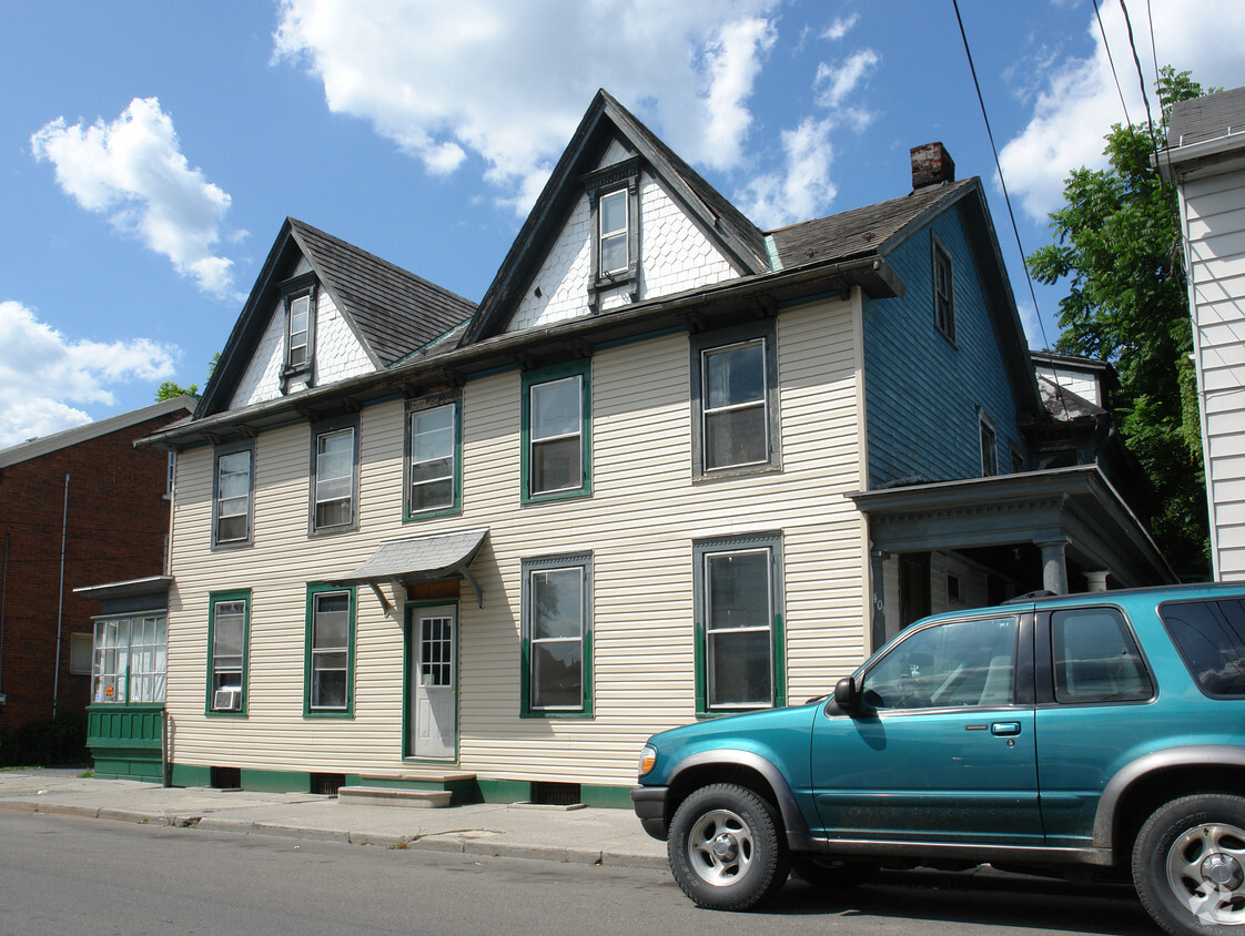 Building Photo - 409 - 411 Mifflin St