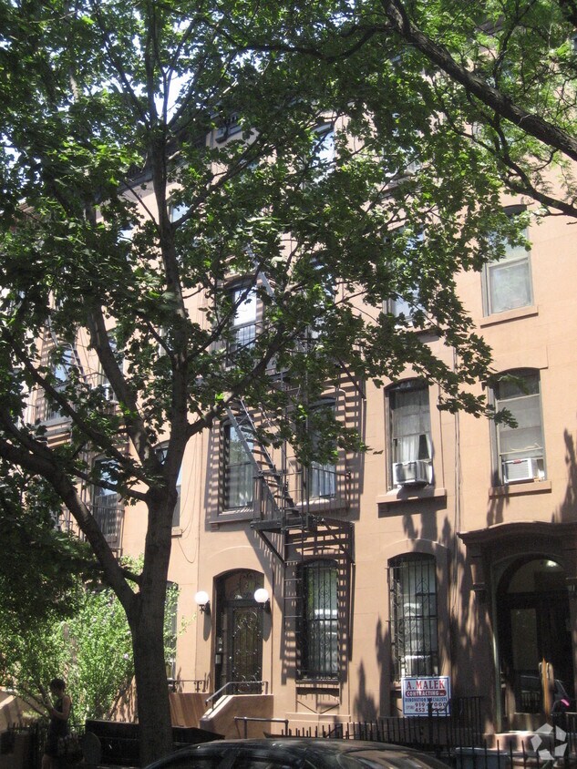 Primary Photo - 21 Sterling Pl