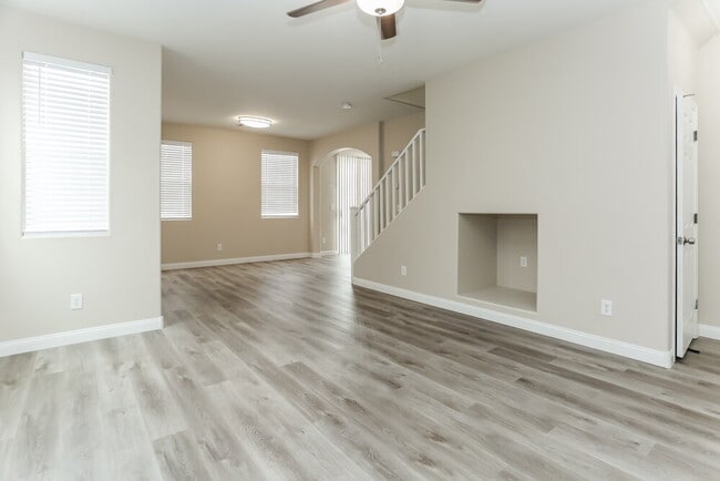 Foto del edificio - 528 Fork Mesa Ct
