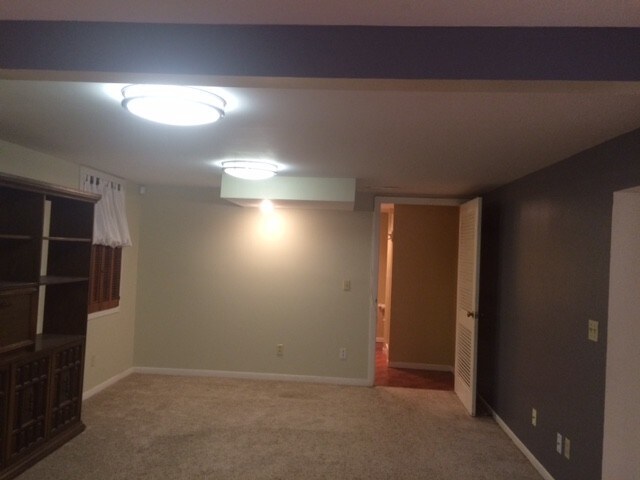 Sala de estar - 104 NW Briarcliff Rd