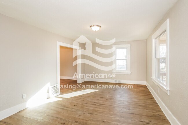 Building Photo - 351 Noah Ave