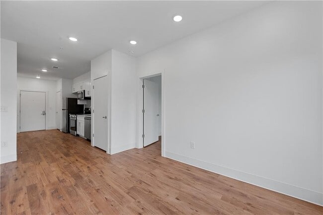 Building Photo - 456 Flat Shoals Ave SE