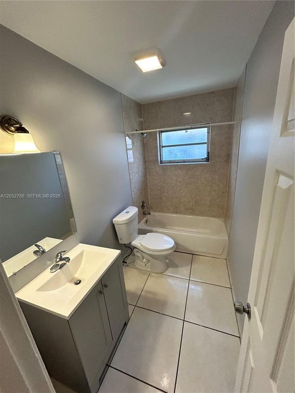 Foto del edificio - 1508 NW 8th Ave