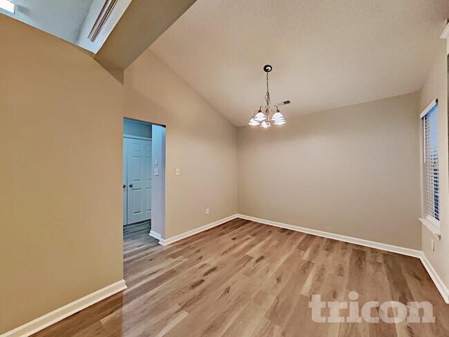 Building Photo - 7819 Bar Harbor Dr