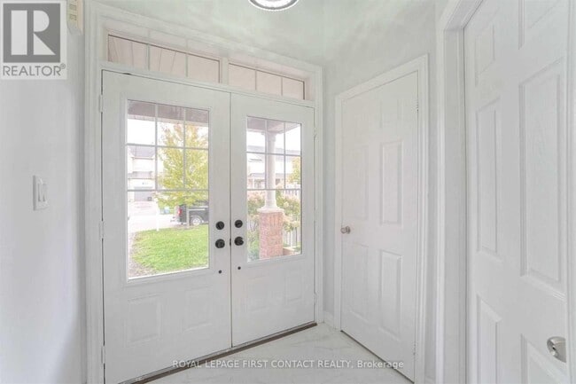 Building Photo - 87 Pearcey Cr