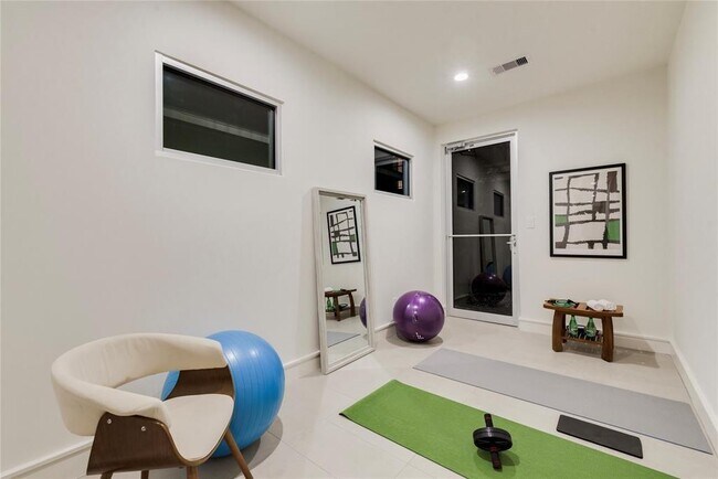 Foto del edificio - 1238 W Pierce St